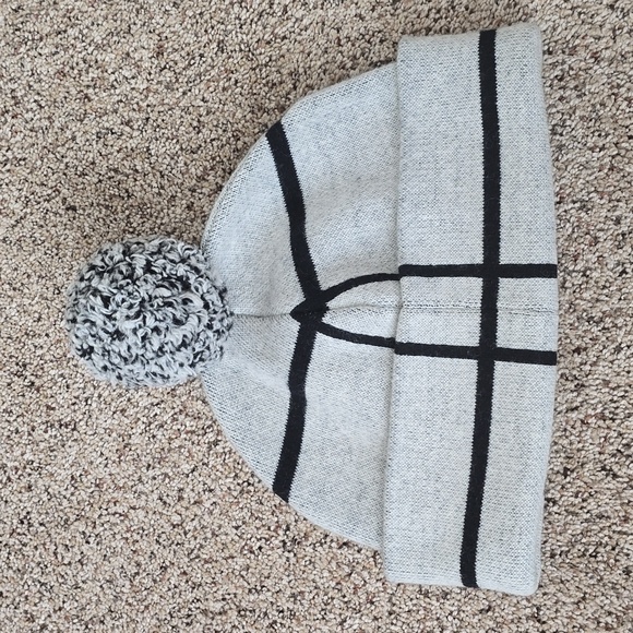 Rag & Bone winter hat - Picture 7 of 7